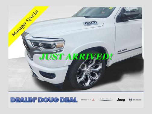 Bright White Clearcoat 2024 RAM 1500 Limited