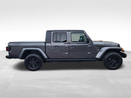 Granite Crystal Metallic Clearcoat 2022 Jeep Gladiator Sport