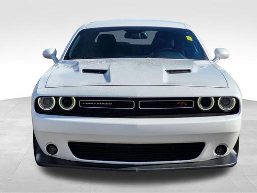 2016 Dodge Challenger R/T Scat Pack