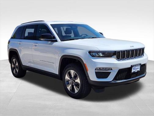 2025 Jeep Grand Cherokee 4xe Base