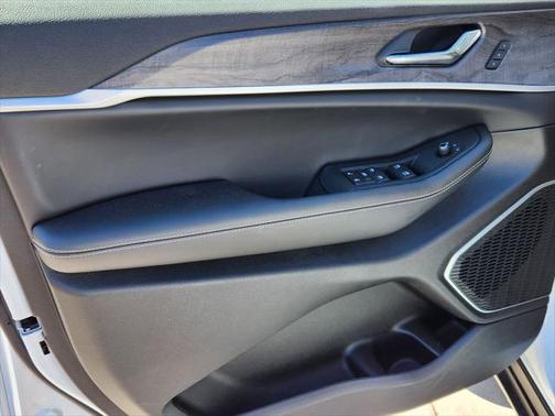 2025 Jeep Grand Cherokee 4xe Base