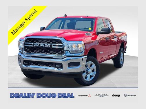 Flame Red Clearcoat 2019 RAM 2500 Tradesman Crew Cab 4x4 6'4' Box