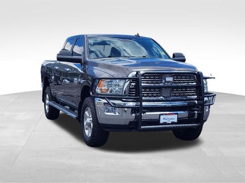 Granite Crystal Metallic Clearcoat 2014 RAM 2500 Big Horn