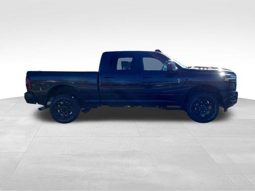 2026 RAM 2500 Laramie Crew Cab 4x4 6'4' Box