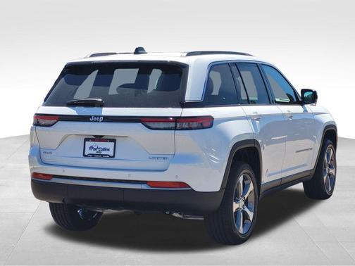 Bright White Clearcoat 2026 Jeep Grand Cherokee Limited