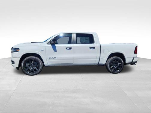 Ivory White Tri-Coat Pearlcoat 2026 RAM 1500 Laramie