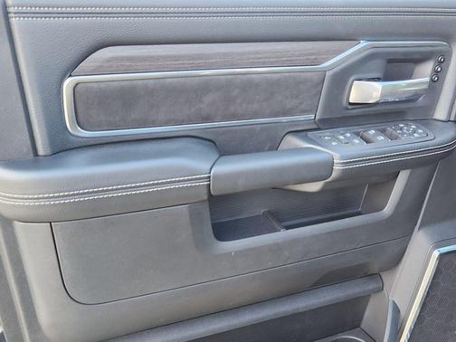 2026 RAM 2500 Laramie Mega Cab 4x4 6'4' Box