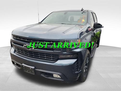 Shadow Gray Metallic 2021 Chevrolet Silverado 1500 RST