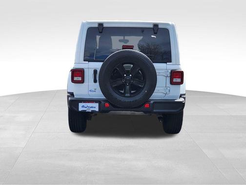 Bright White Clearcoat 2020 Jeep Wrangler Unlimited Sahara