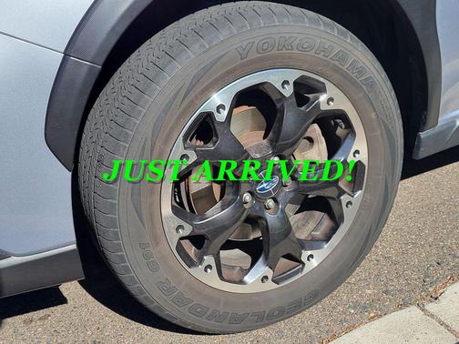 Ice Silver Metallic 2023 Subaru Crosstrek Base