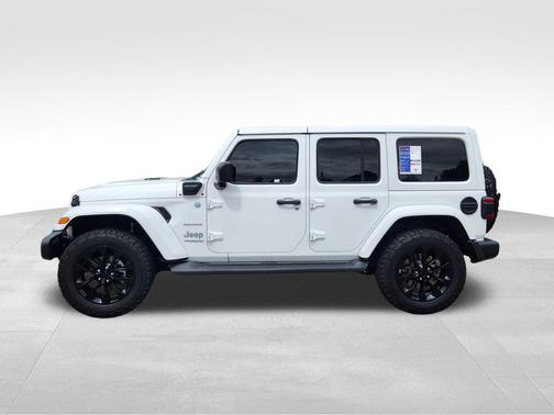 Bright White Clearcoat 2022 Jeep Wrangler Unlimited 4xe Sahara