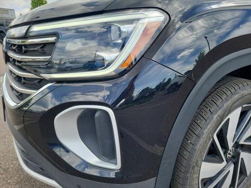 2024 Volkswagen Atlas 2.0T SE w/Technology 4MOTION