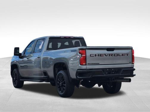 2025 Chevrolet Silverado 3500 LT