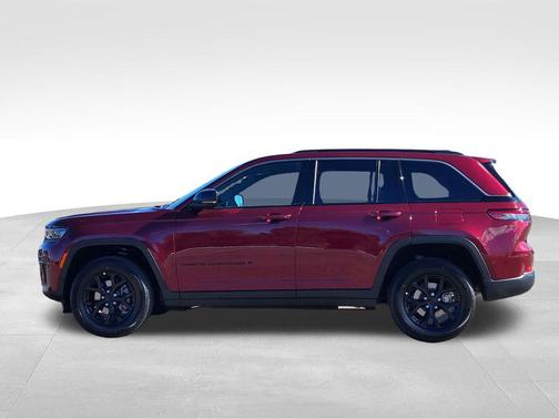 Velvet Red Pearlcoat 2026 Jeep Grand Cherokee Altitude