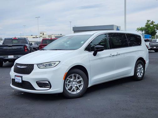 2026 Chrysler Pacifica L