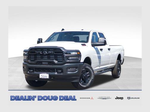 Bright White Clearcoat 2026 RAM 2500 Tradesman Crew Cab 4x4 8' Box