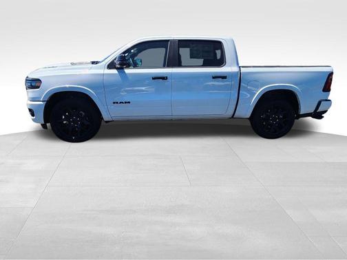 Ivory White Tri-Coat Pearlcoat 2026 RAM 1500 Laramie