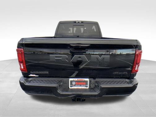 Diamond Black Crystal Pearlcoat 2026 RAM 3500 Laramie Mega Cab 4x4 6'4' Box