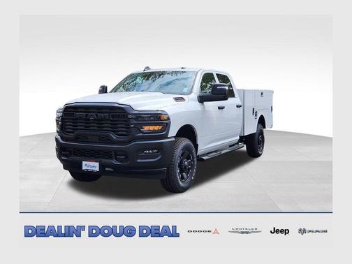 Bright White Clearcoat 2026 RAM 2500 Tradesman Crew Cab 4x4 8' Box