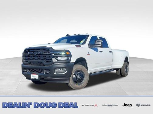 2026 RAM 3500 Tradesman Crew Cab 4x4 8' Box