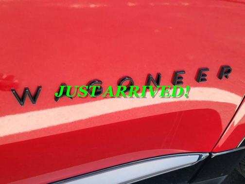 Red Hot Pearlcoat 2024 Jeep Wagoneer S Launch Edition