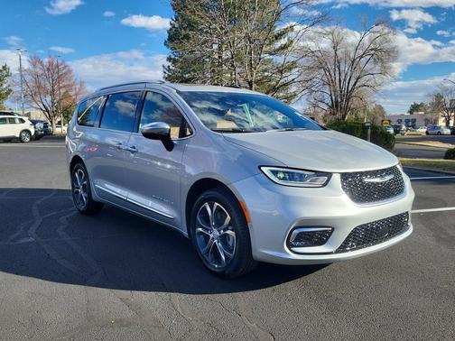 2026 Chrysler Pacifica L