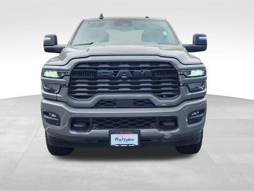 Ceramic Gray Clearcoat 2026 RAM 2500 Big Horn Crew Cab 4x4 6'4' Box