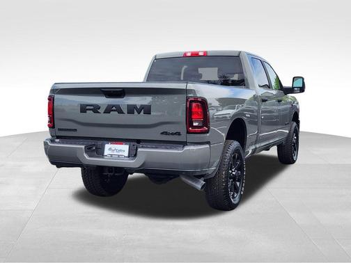 Ceramic Gray Clearcoat 2026 RAM 2500 Big Horn Crew Cab 4x4 6'4' Box