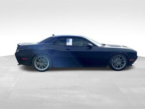 2015 Dodge Challenger R/T Plus