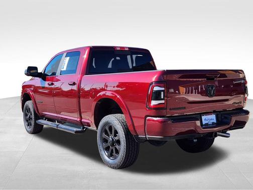 2022 RAM 2500 Laramie Crew Cab 4x4 6'4' Box