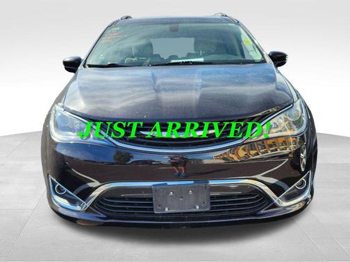 2019 Chrysler Pacifica Hybrid Touring Plus