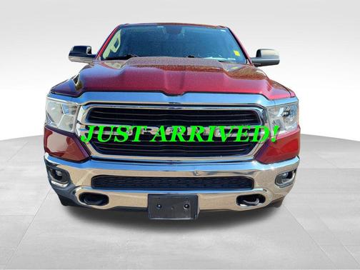 Delmonico Red Pearlcoat 2020 RAM 1500 Big Horn/Lone Star