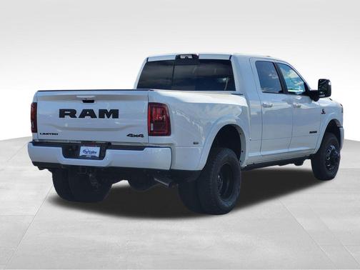 2026 RAM 3500 Limited Mega Cab 4x4 6'4' Box