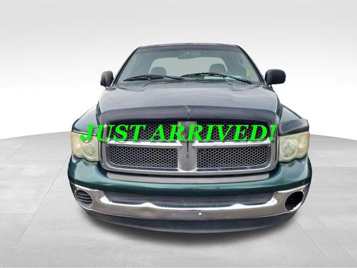 Green 2002 Dodge Ram 1500