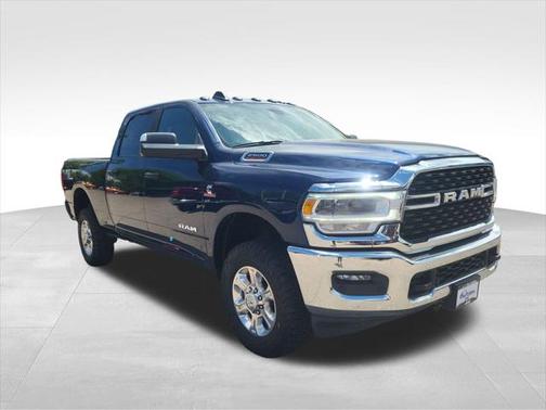 2022 RAM 2500 Big Horn Crew Cab 4x4 6'4' Box