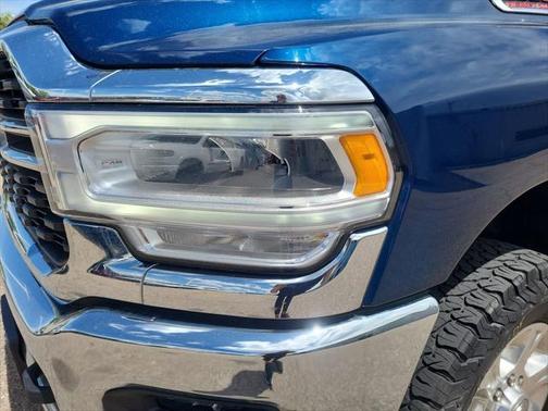 2022 RAM 2500 Big Horn Crew Cab 4x4 6'4' Box
