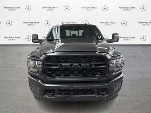 2024 RAM 3500 Tradesman Crew Cab 4x4 8' Box