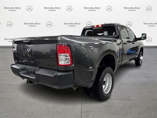 2024 RAM 3500 Tradesman Crew Cab 4x4 8' Box