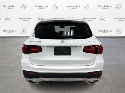 Polar White 2022 Mercedes-Benz GLC 300 4MATIC