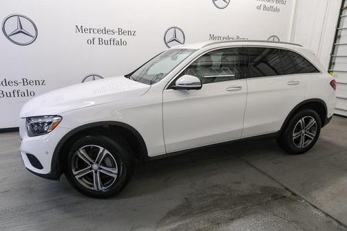 2017 Mercedes-Benz GLC 300 4MATIC