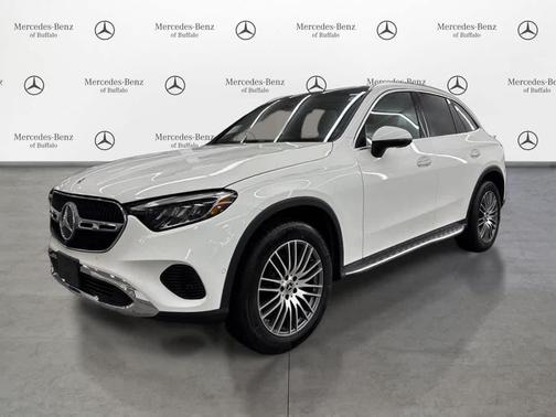 Polar White 2026 Mercedes-Benz GLC 300 4MATIC