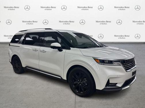 2022 Kia Carnival SX
