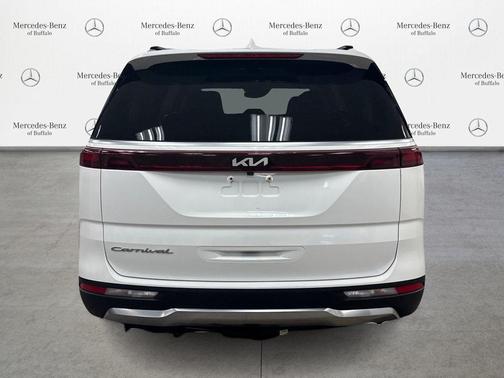 2022 Kia Carnival SX