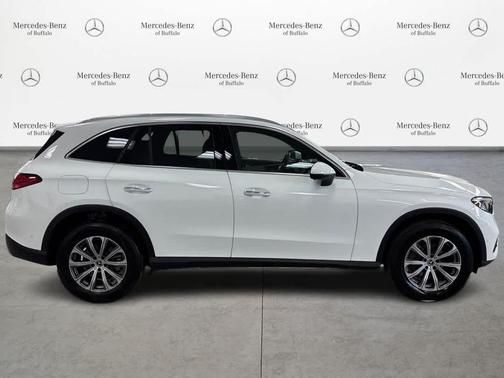 Polar White 2026 Mercedes-Benz GLC 300 4MATIC