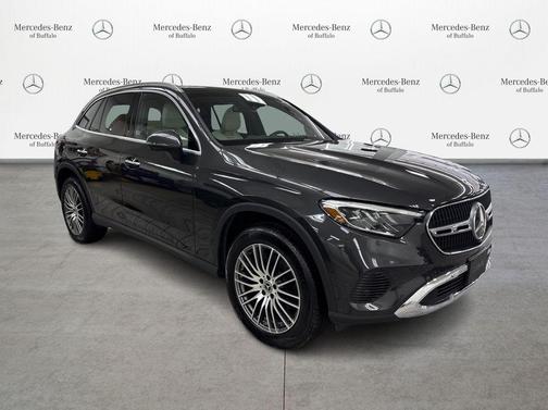 2026 Mercedes-Benz GLC 300 4MATIC