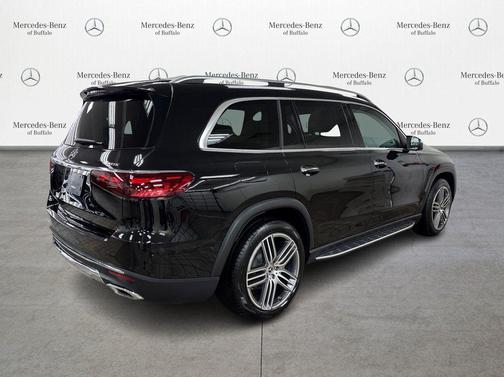 2026 Mercedes-Benz GLS 450 4MATIC