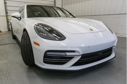 2018 Porsche Panamera Turbo Executive