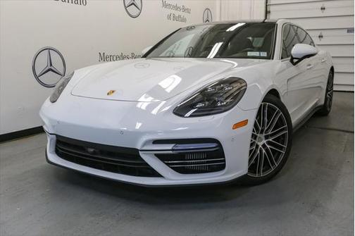 2018 Porsche Panamera Turbo Executive