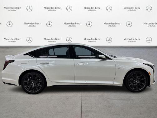 2025 Cadillac CT5 Sport