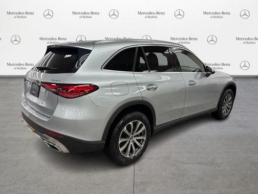 2023 Mercedes-Benz GLC 300 4MATIC